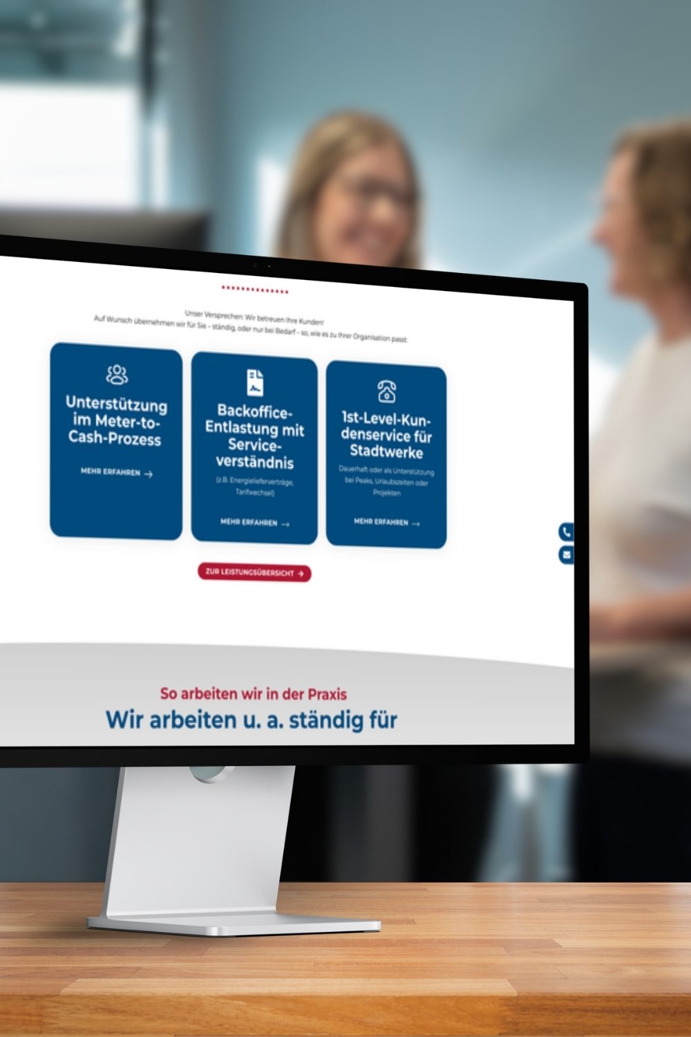 Computer mit Ausschnitt Website bf Services